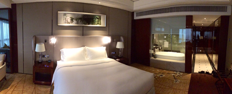 Hilton Foshan guestroom