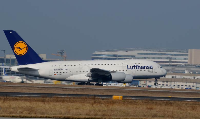 Lufthansa-A380-taking-off-780.jpg