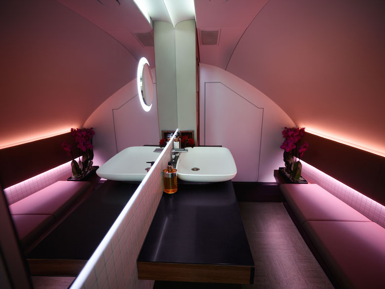Qatar A380 first class bathroom