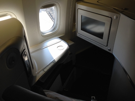 Air France new fully-flat business class seat